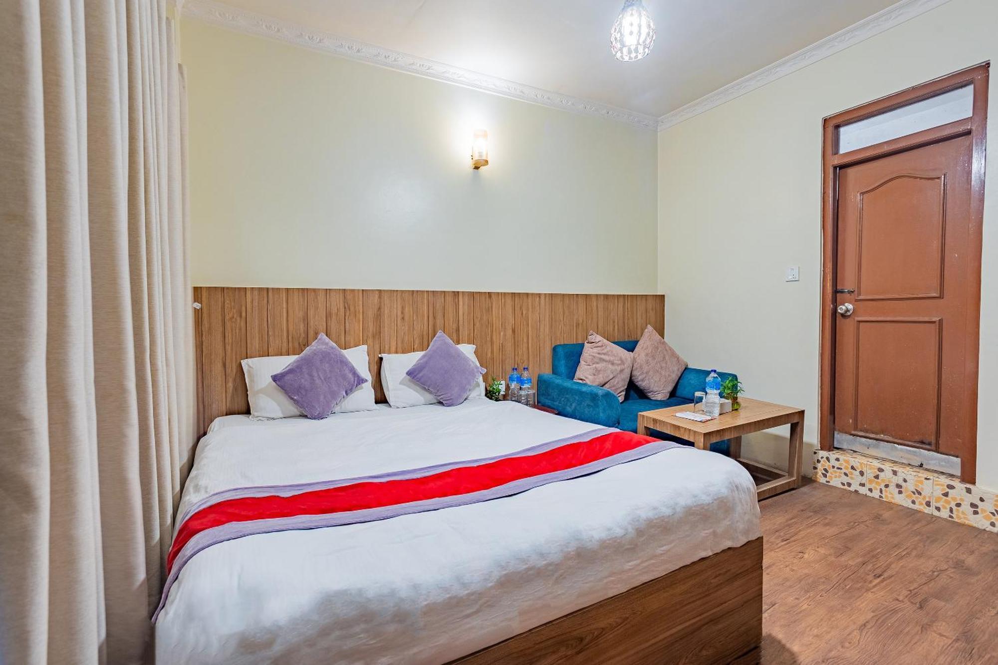 Oyo 821 Hotel Gauri Katmandu Zewnętrze zdjęcie