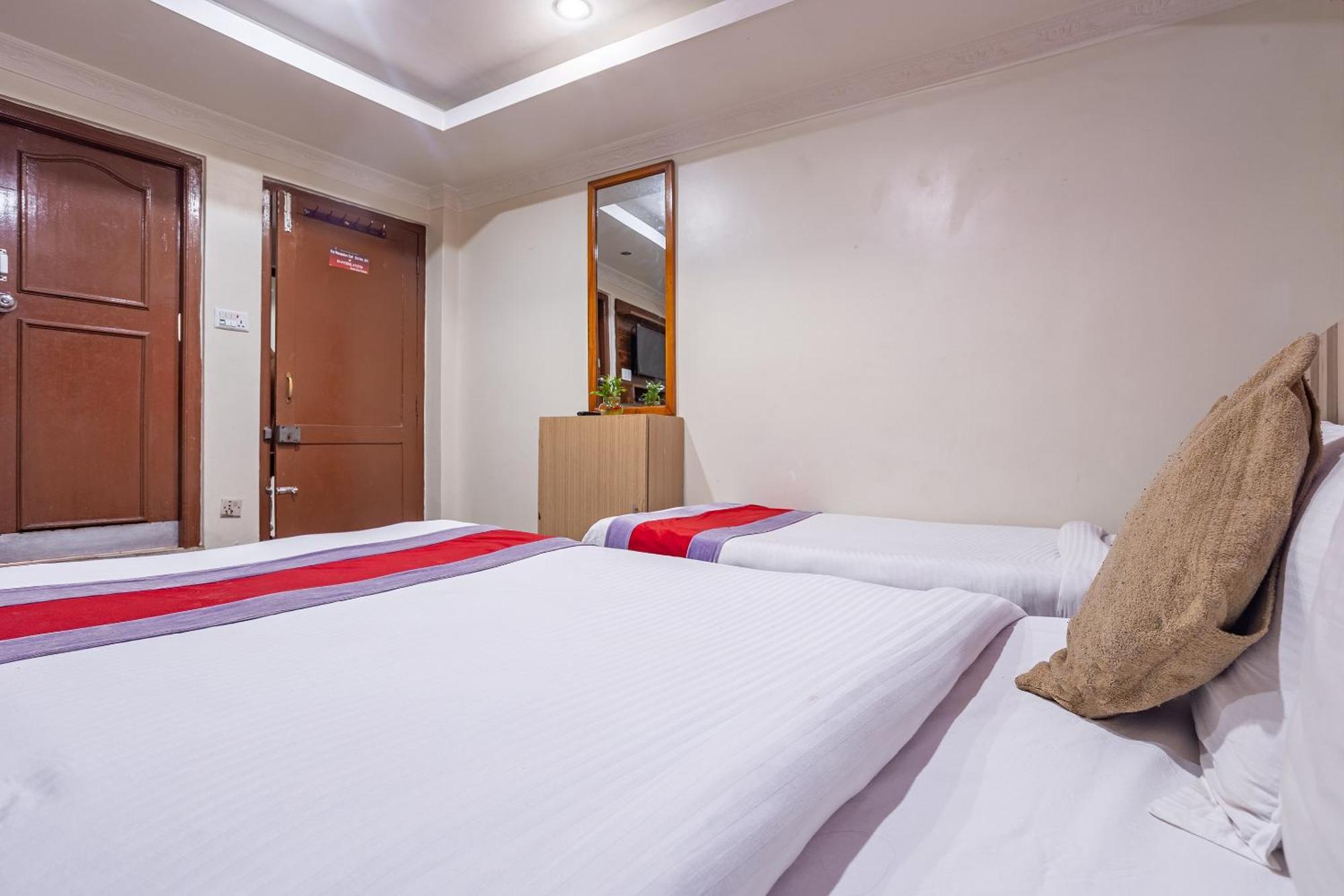 Oyo 821 Hotel Gauri Katmandu Zewnętrze zdjęcie